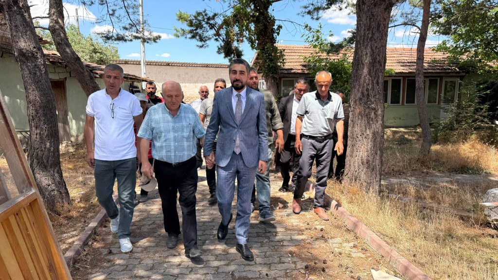 Başkan Şimşek köy sakinleri ile bir araya geldi