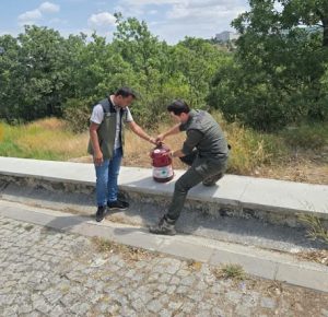Orman yangınlarına karşı damacanalı önlem