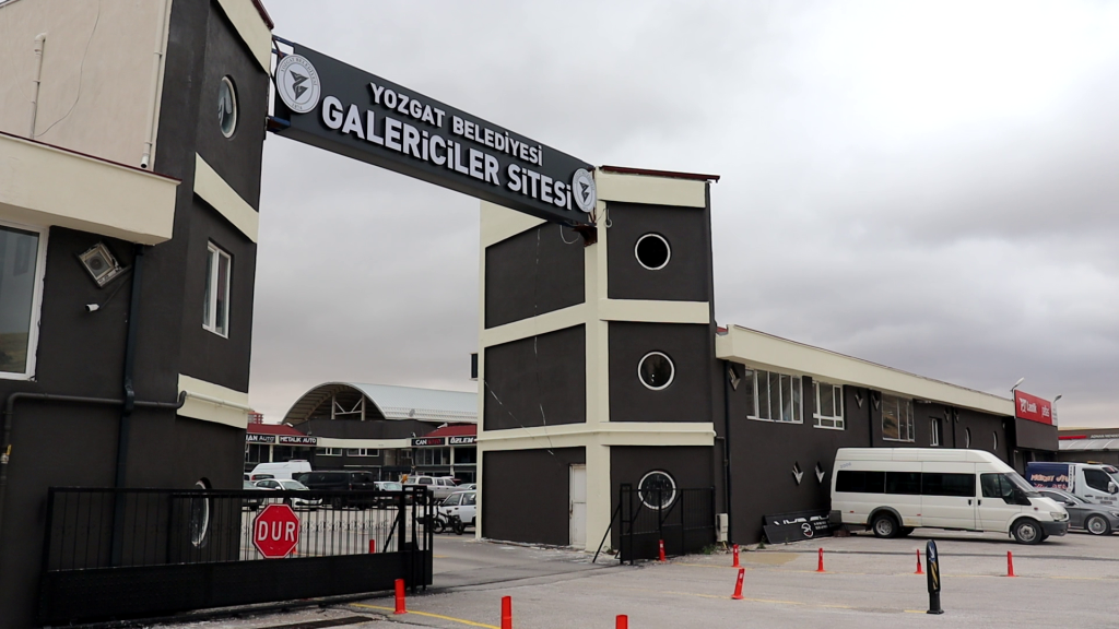 “3. Noter Galericiler Sitesi’nde hizmet versin”