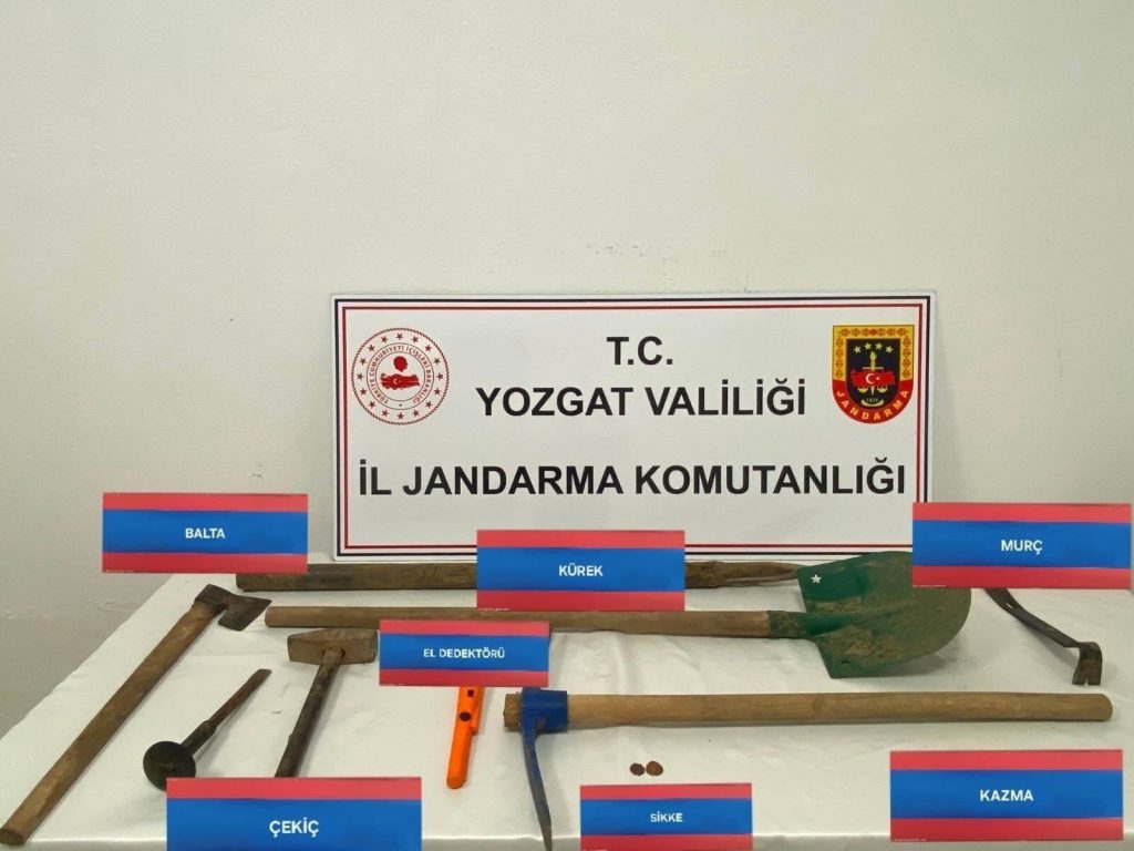 Kaçak kazıya jandarma baskını: 5 şüpheli yakalandı