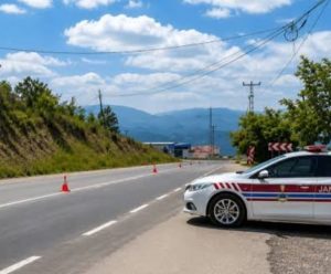 Traktör sürücüsüne 40 bin lira trafik cezası