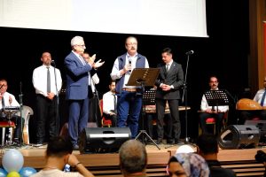 Arslan, SMA ve DMD’li çocuklar için sahneye çıktı