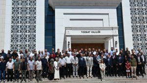 Altınkaynak veda etti, Türk göreve başladı