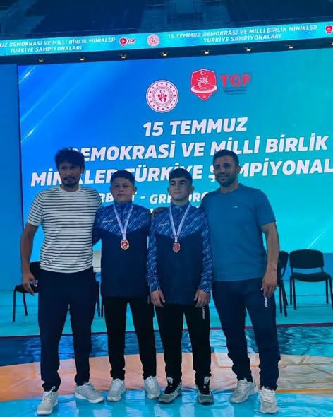 Yozgatlı Güreşçiler Türkiye Şampiyonası’na damga vurdu