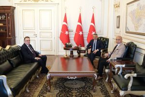 Yozgatlı isimlerden Vali Özkan’a ziyaret