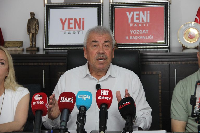Yaşar’dan basın özgürlüğü çağrısı