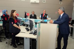 Vali Özkan: “Gereksiz her arama bir hayattan çalabilir”