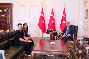 Şehit oğlunun mutlu gününe davet