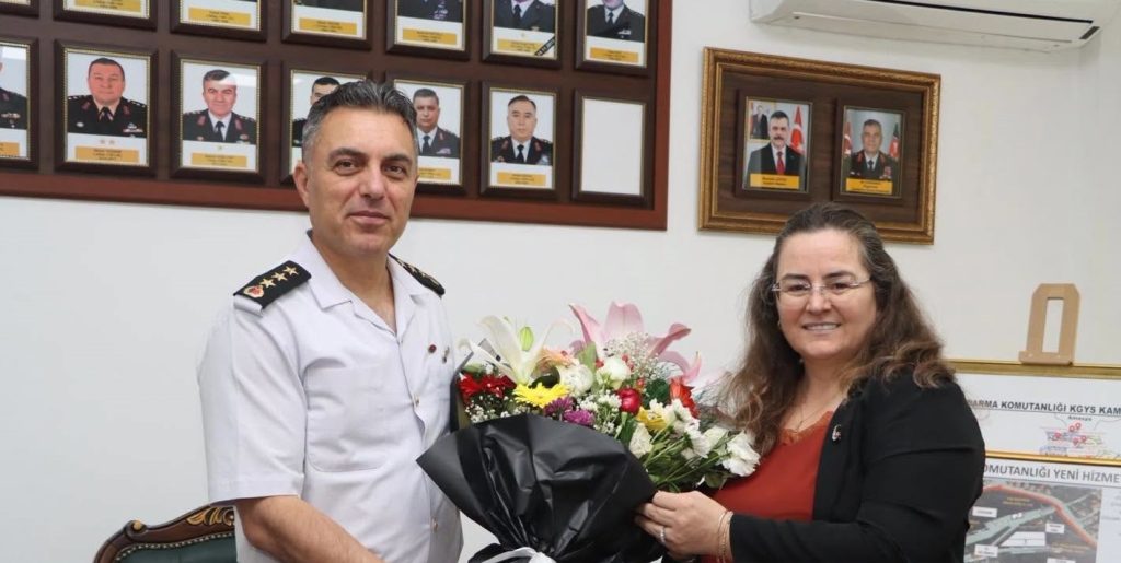 AK Parti Kadın Kolları’ndan iki anlamlı ziyaret