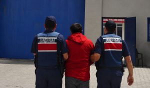 Aranan 4 şüpheli yakalandı