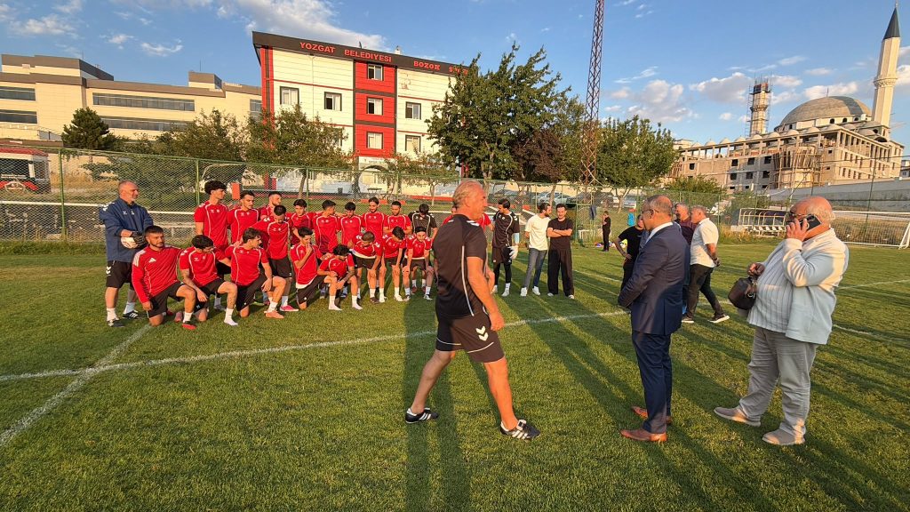 Kayyum döneminde ilk antrenman