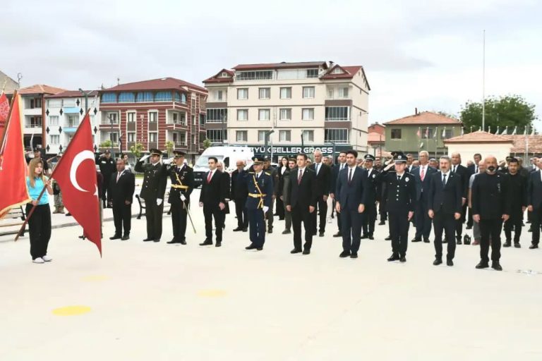 İlçelerde 30 Ağustos coşkusu