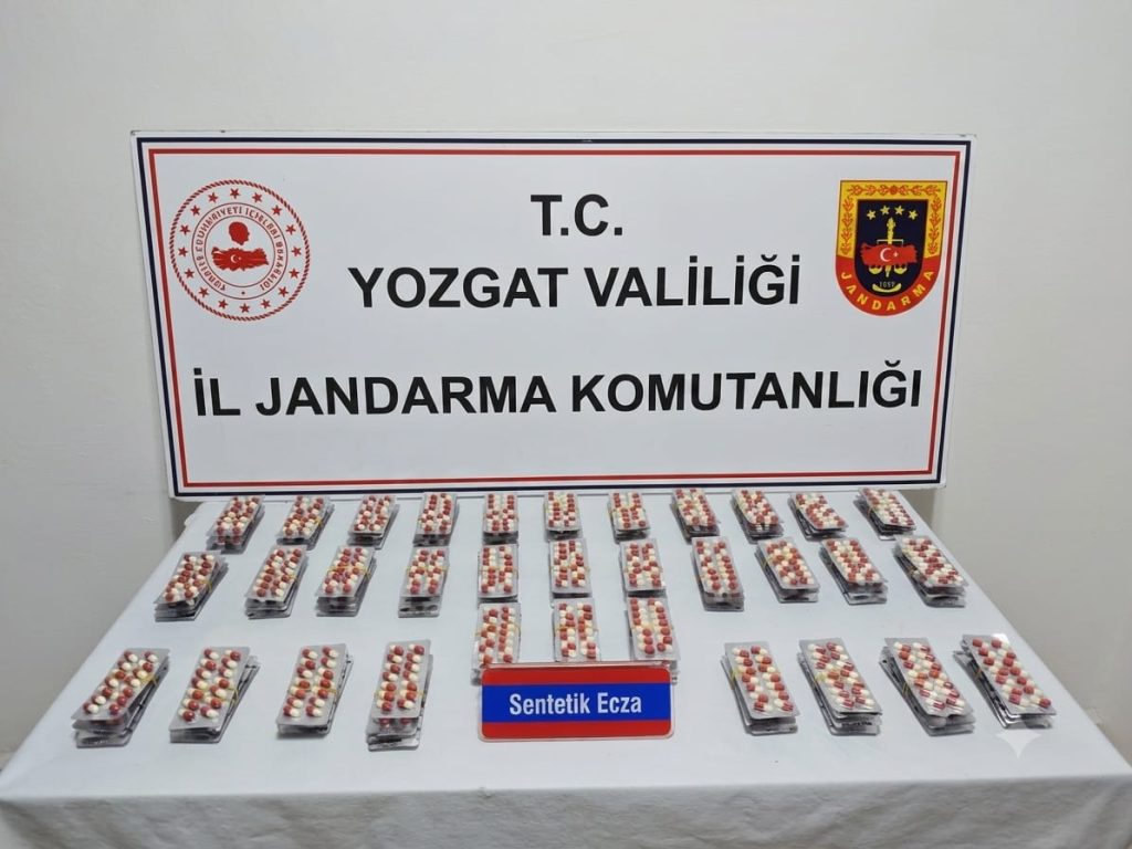 Uyuşturucu operasyonu: 1848 hap ele geçirildi