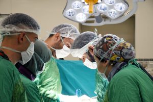 Pelvis ameliyatı başarıyla gerçekleşti