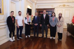 “Başarılarınız artarak devam etsin”