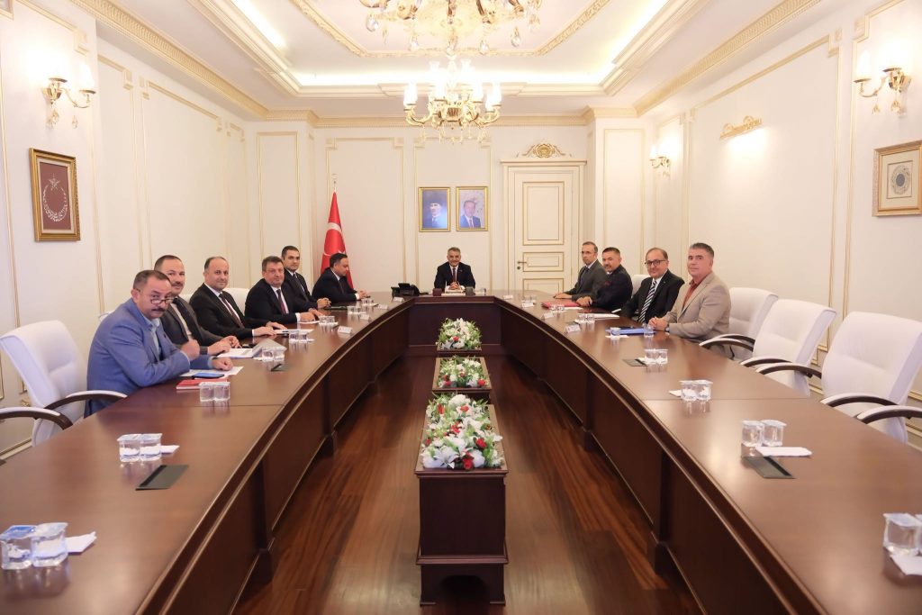 Vali Özkan: Önceliğimiz vatandaş odaklı hizmet