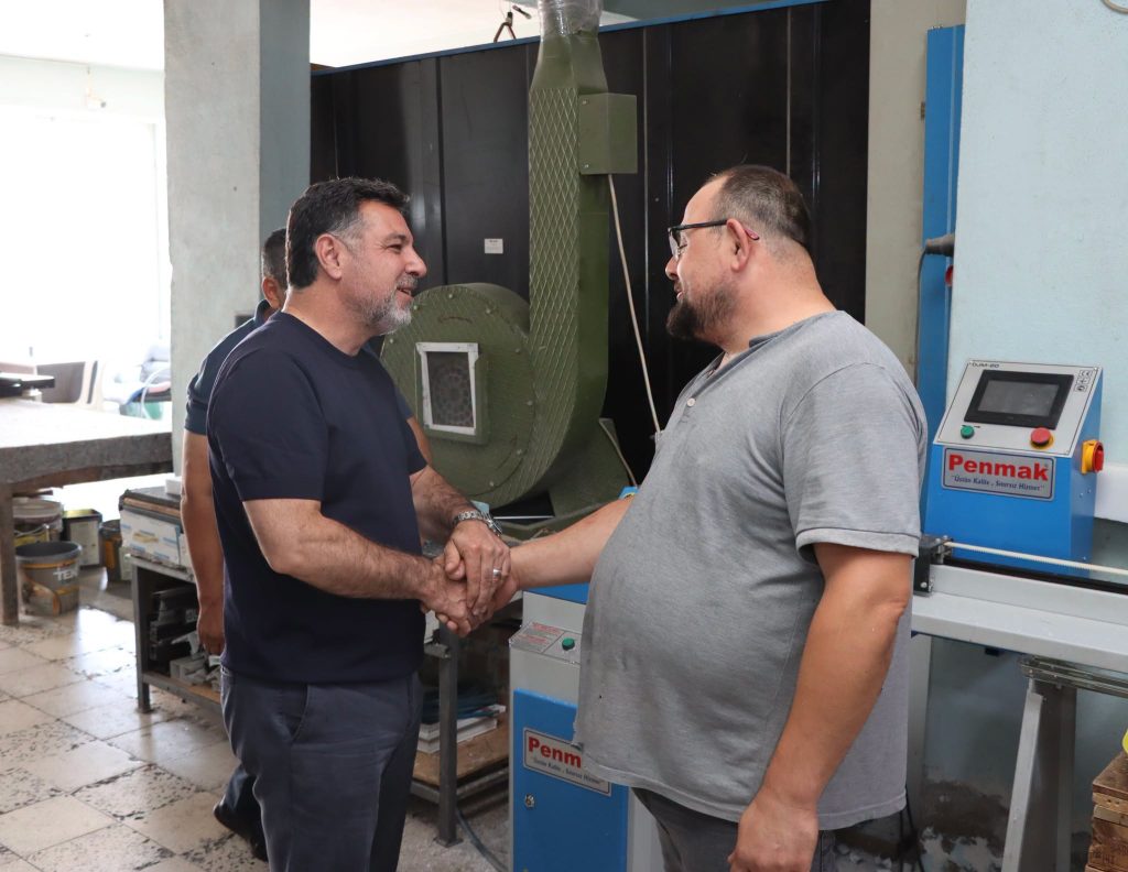 Başkan Arslan esnafın taleplerini dinledi