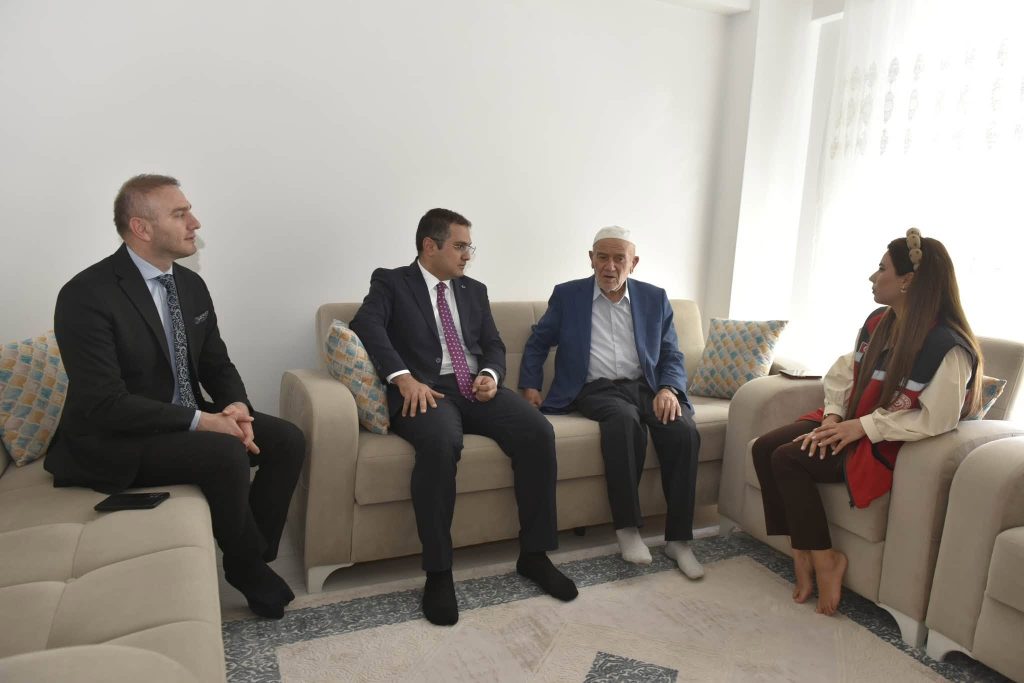 Yozgat’ta gönül ziyaretleri sürüyor