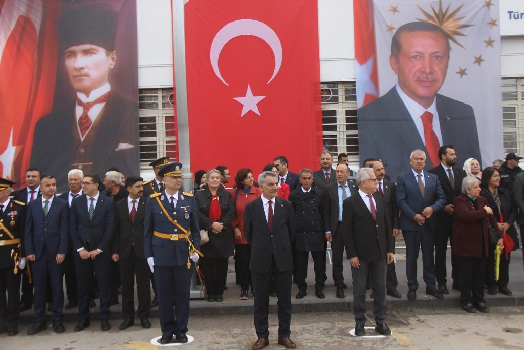 Cumhuriyet coşkusu meydana sığmadı!