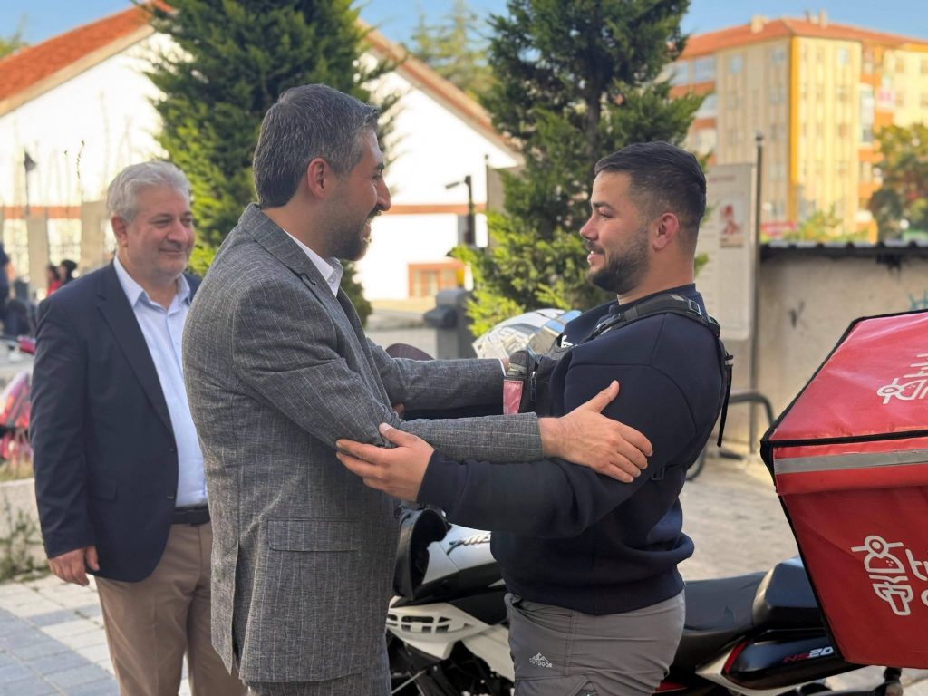 Şimşek’ten esnaf ziyareti