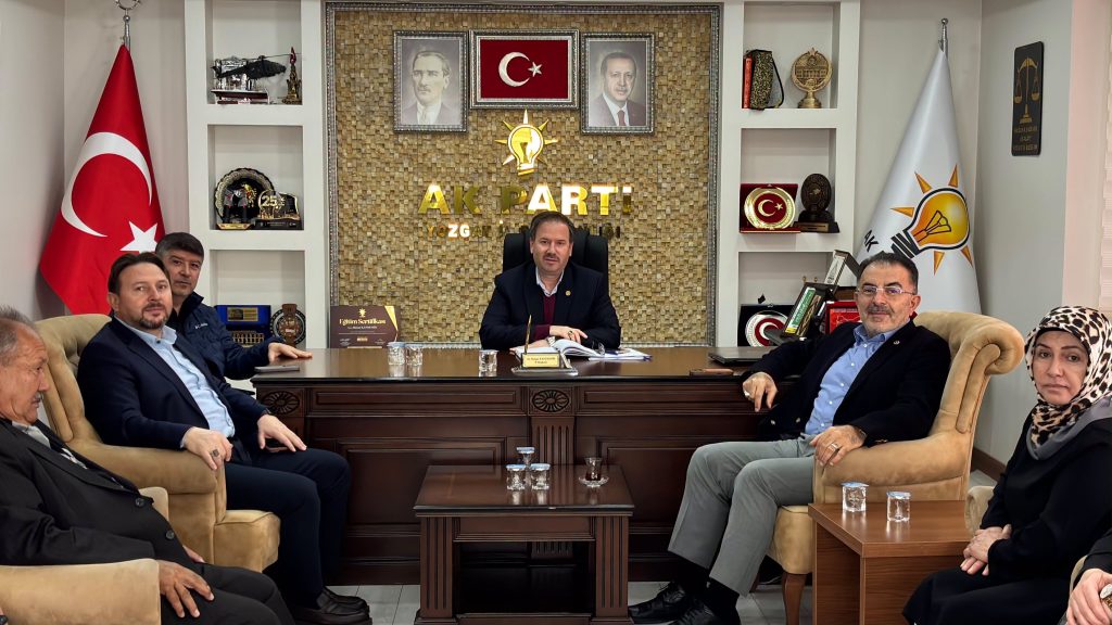 Soysal’dan AK Parti Teşkilatına ziyaret