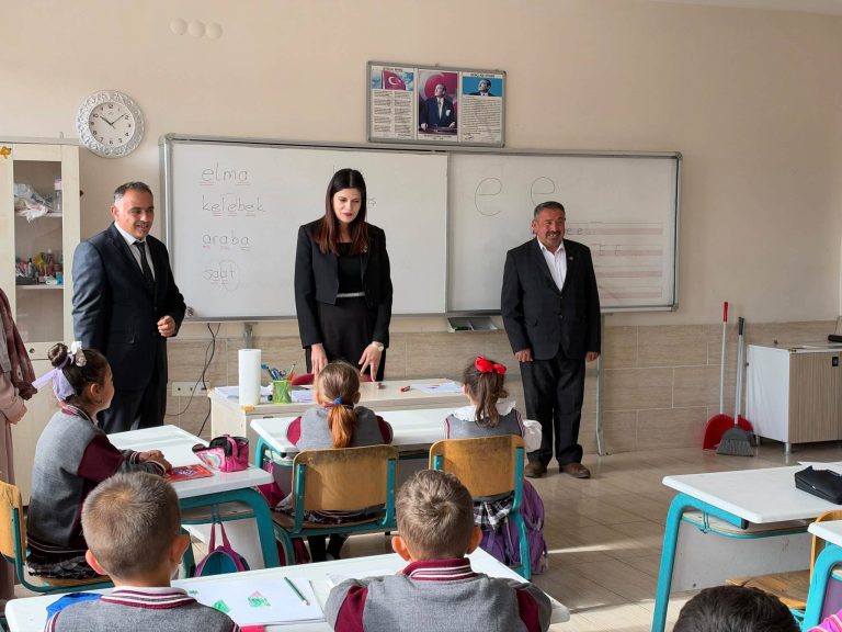 Kaymakam Büyükuçar’dan öğrencilere ziyaret