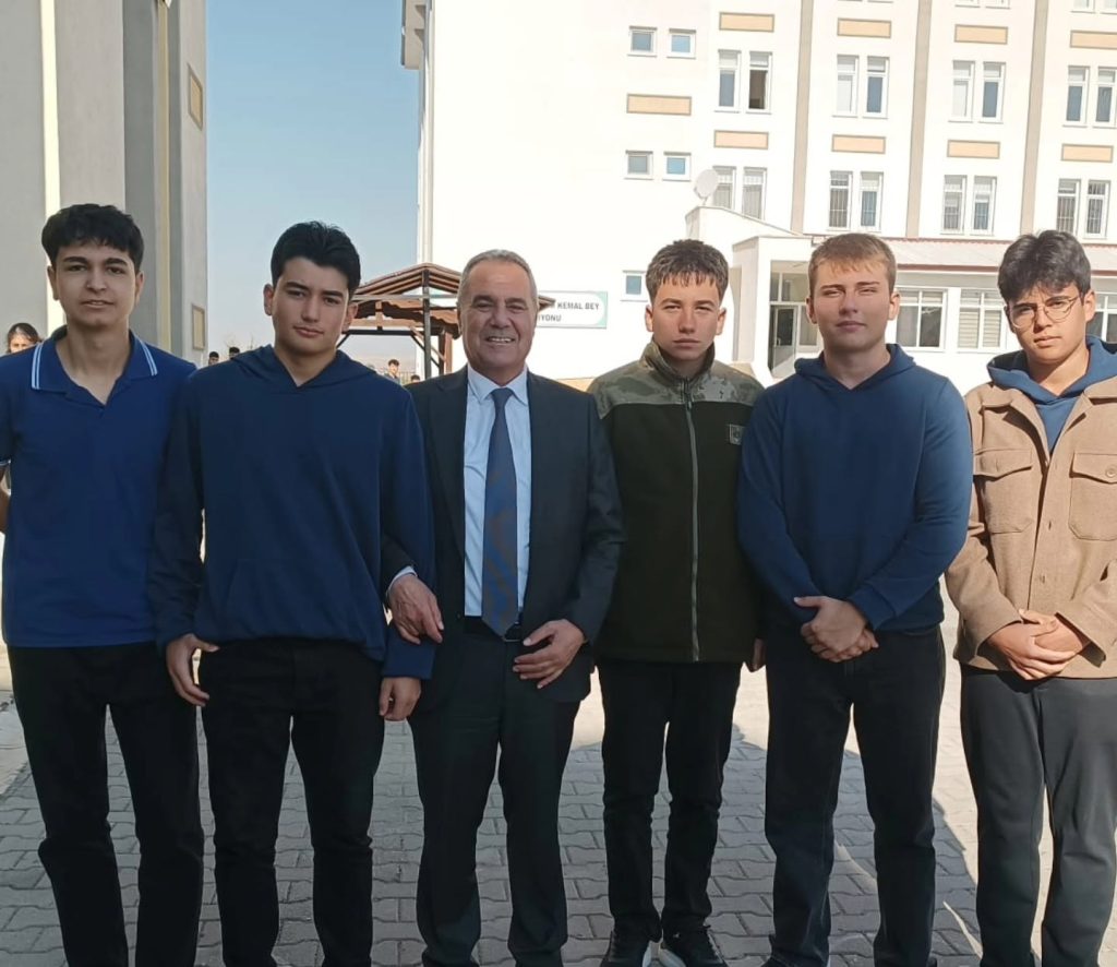 Şimşek’ten fen lisesine ziyaret