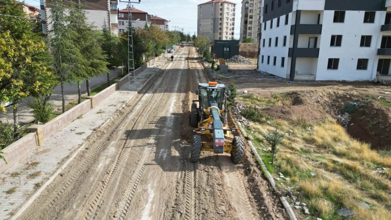 Boğazlıyan’da yol mesaisi