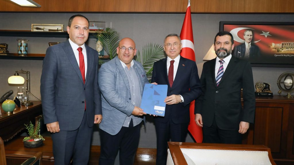Oktay’dan Dijital Medyaya tam destek