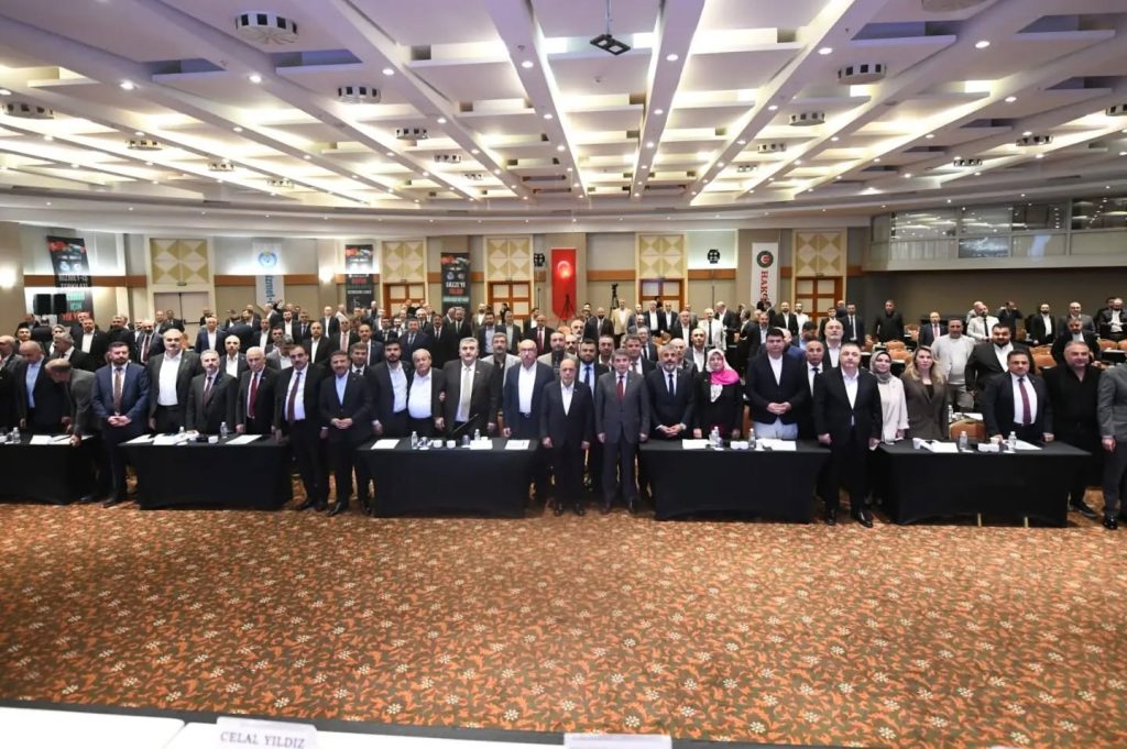 Zararsız’da toplantıya katıldı