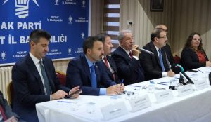 Akar, Yozgat’ta teşkilatla buluştu