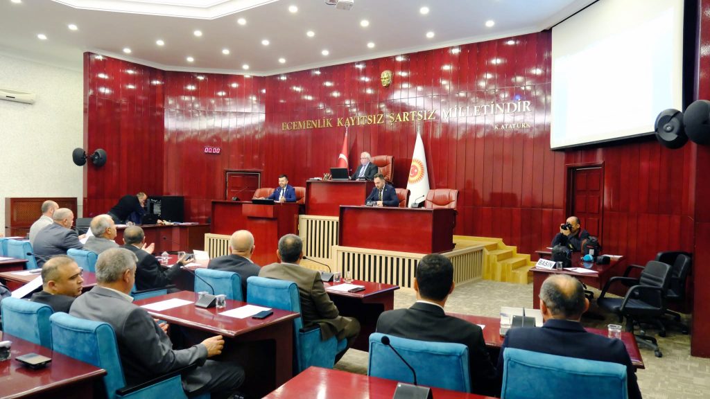 İlçelerin ihtiyaçları masaya yatırıldı