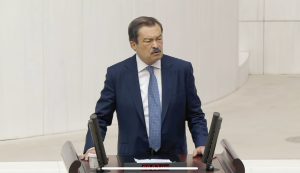 Kayalar çiftçinin sorunlarını Melis’e taşıdı
