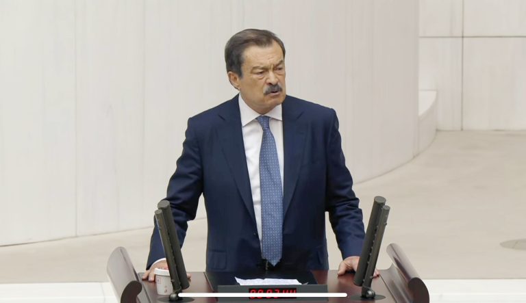 Kayalar çiftçinin sorunlarını Melis’e taşıdı