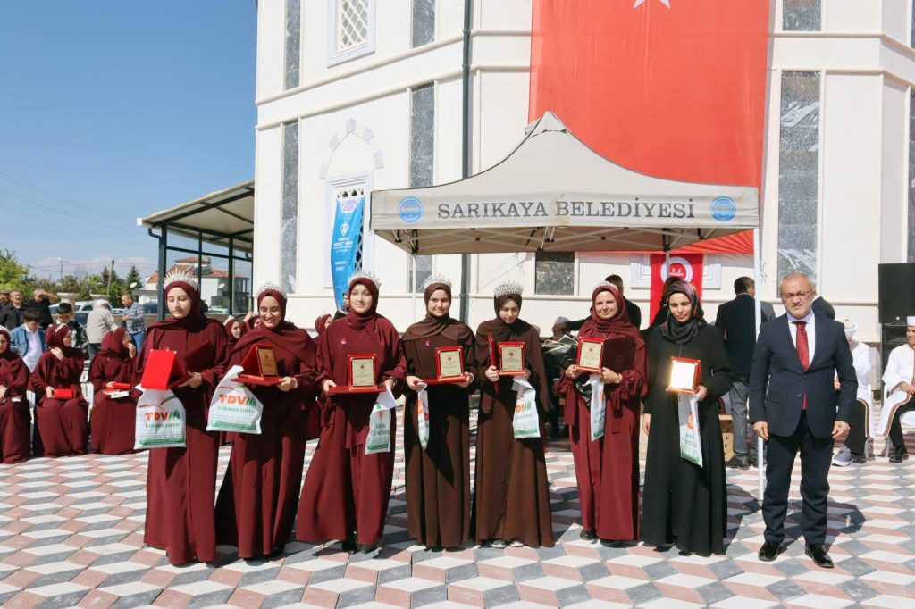 Sarıkaya’da 33 hafızın icazet gururu