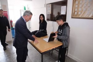 Özkan’dan gençlere yol haritası