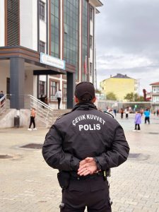 Okul güvenliği için ekipler görev başında