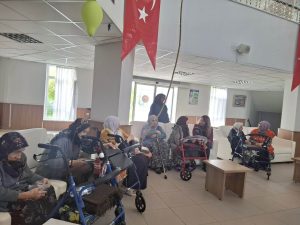 KADEM’den huzurevi sakinlerine anlamlı ziyaret